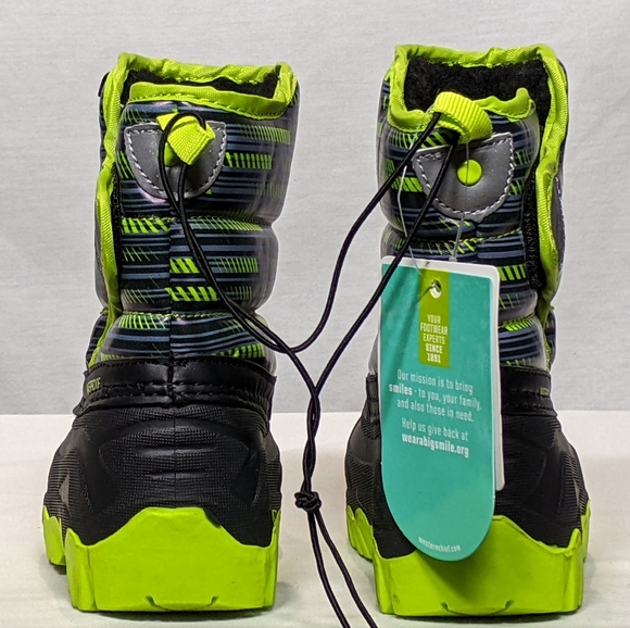 NEW Toddler Western Chief Sz 5 Winter boot - Picture 2 of 4